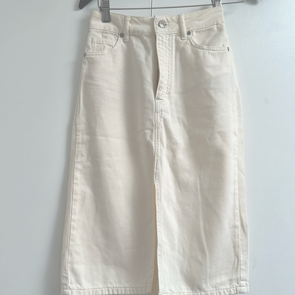 NWT ba&sh Jupe Jude Ecru mid length skirt.